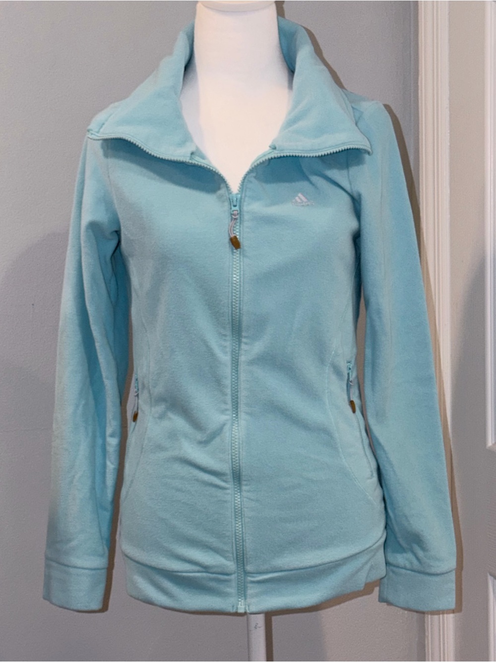 Adidas Aqua Blue Full Zip Fleece Jacket Mock Neck Zip Pockets Women’s S spot